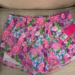NWT Lilly Pulitzer Ocean trail shorts size XS